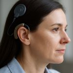 Cochlear Implant Signal Processing: Breakthroughs Set to Revolutionize Hearing by 2025–2030
